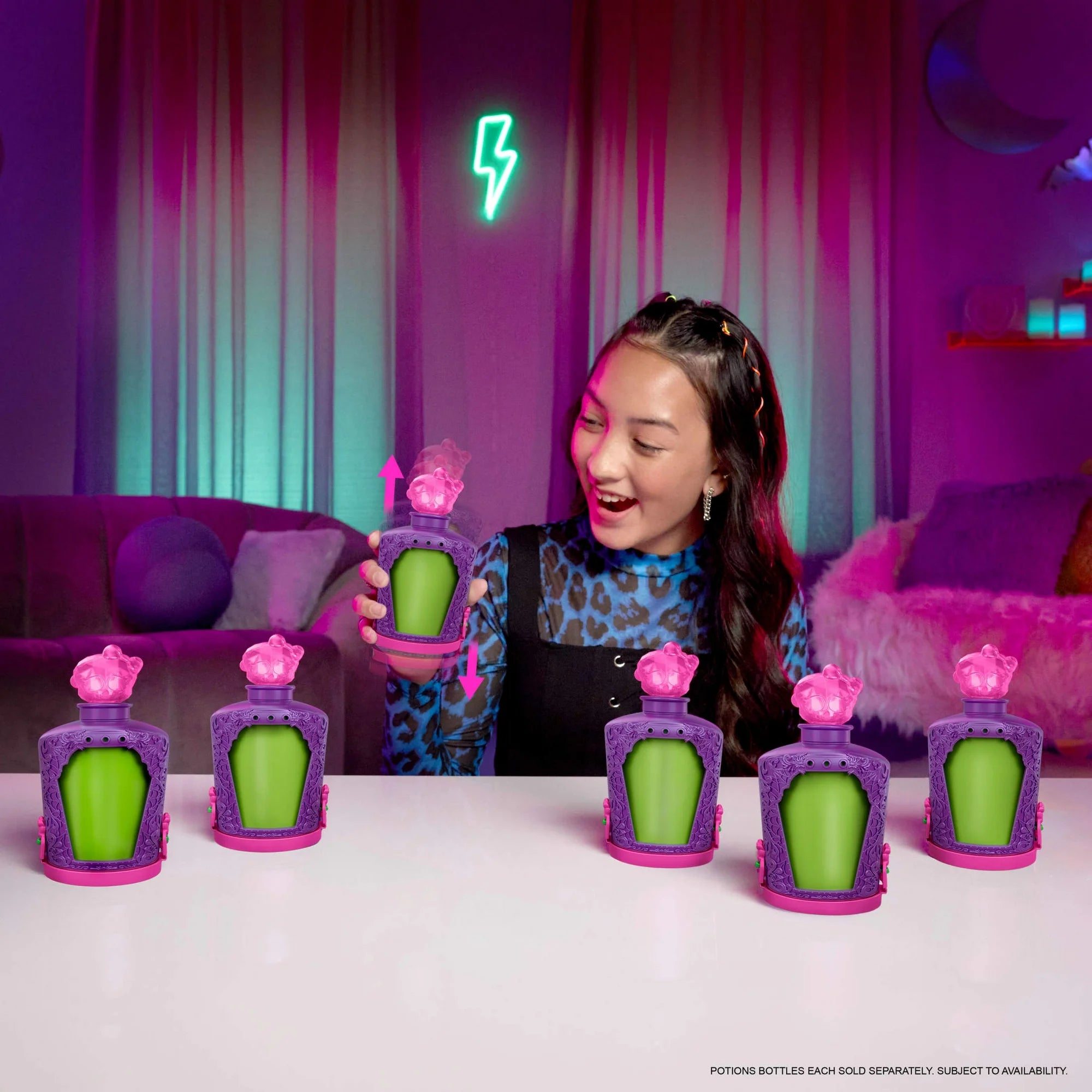 MONSTER HIGH POTIONS  MINI MYSTERY FIGURE