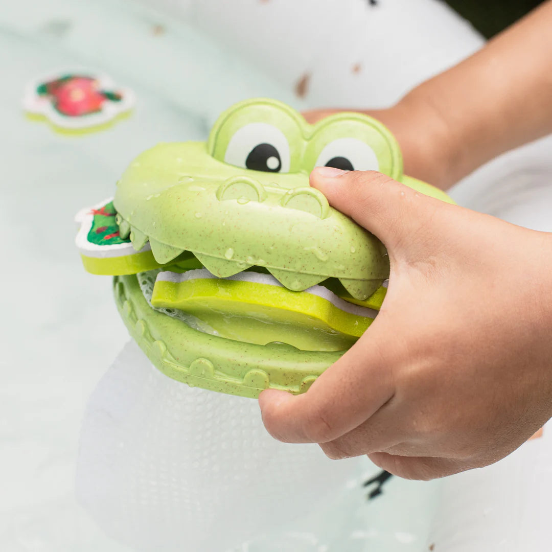 CROC CHASEY CATCH A FROG