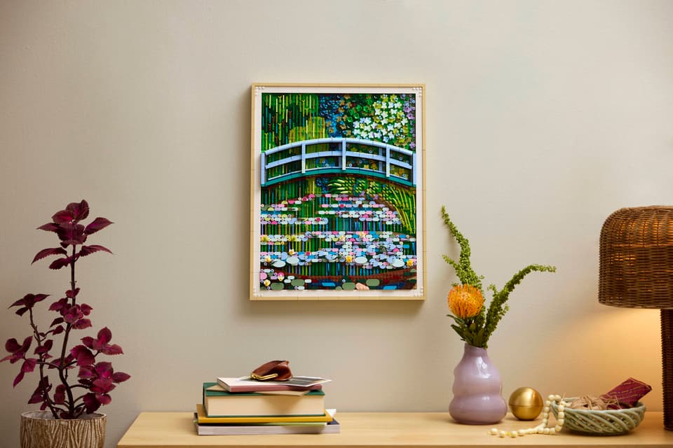 LEGO Icons 31220 Claude Monet Bridge over a Pond of Water Lilies