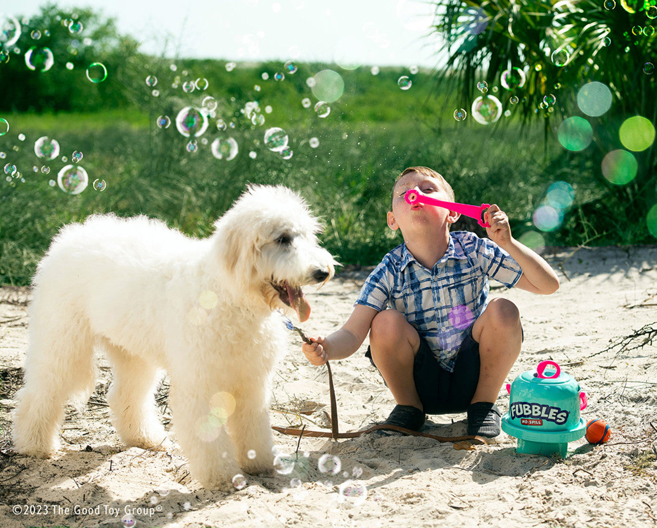 FUBBLES NO-SPILL BIG BUBBLE BUCKET WITH
BUBBLES